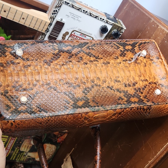 Grand Pelle Genuine Indonesian Python Satchel w/ Crossbody Strap, Natural Brown - Picture 7 of 14